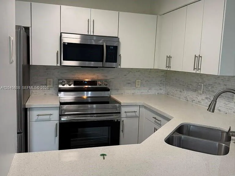 9021 W Sunrise Blvd #9021 — Photo 11