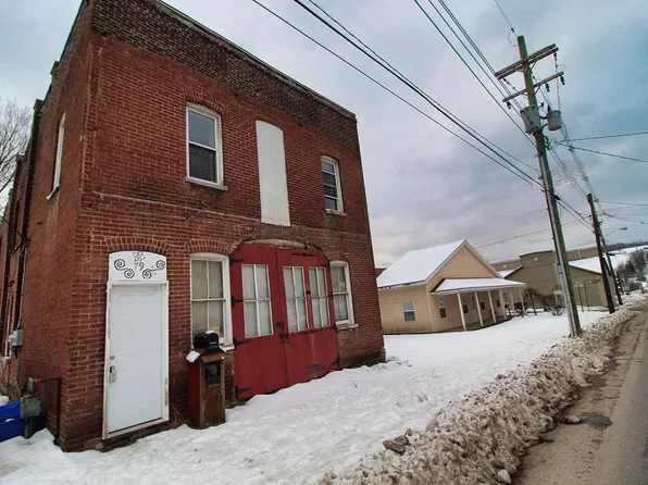 79 Sullivan St, Canton, PA 17724