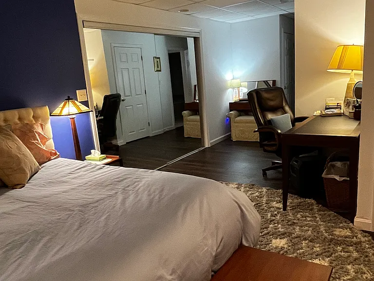142-142 Page Rd #R — Photo 15