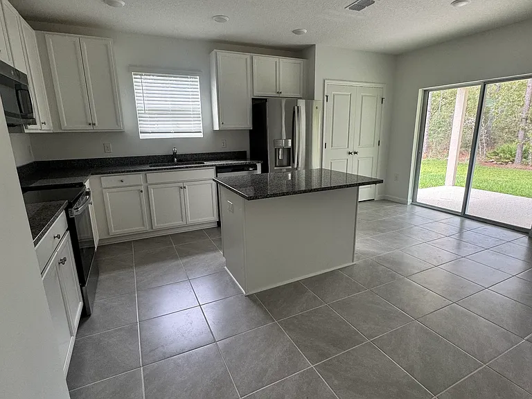 8042 SW Highway 484 — Photo 15
