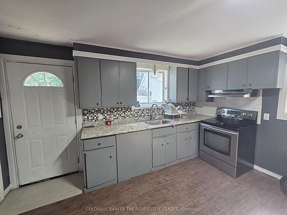 2nd image of 119A Henry St