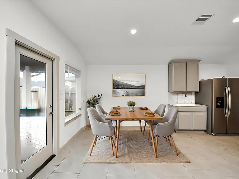 3907 Gael Run Ct — Photo 9
