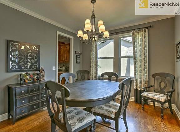 semi-formal dining room, open to hall and office, did I mention