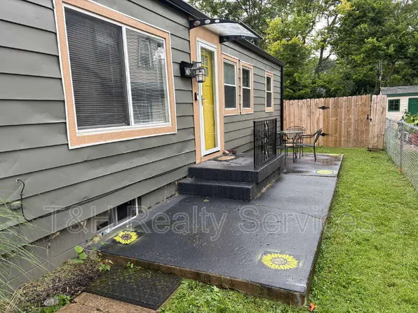 5164 Kingsley Dr, Indianapolis, IN 46205
