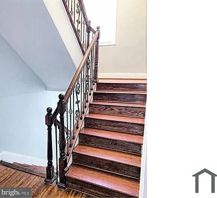 16 S Washington St — Photo 2