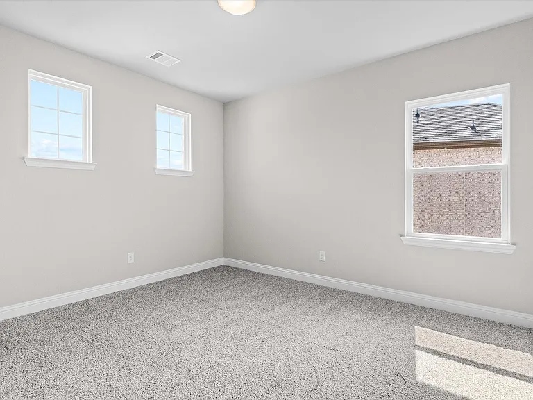 401 Parrino Pkwy — Photo 24