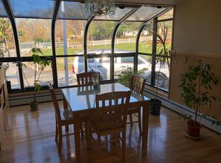 12 Old Scituate Ave, Scituate, RI 02831