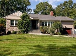 16 Aspen Rd, New Rochelle, NY 10804