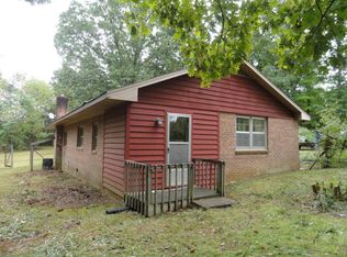 123 Candyland Rd, Patrick Springs, VA 24133