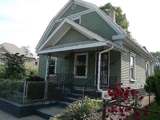 1st image of 138 S Kilmer St