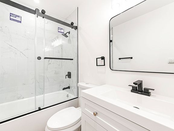 3rd image of 4901 August St APT 3