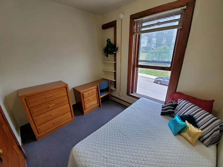 Aces Apartments — Photo 97