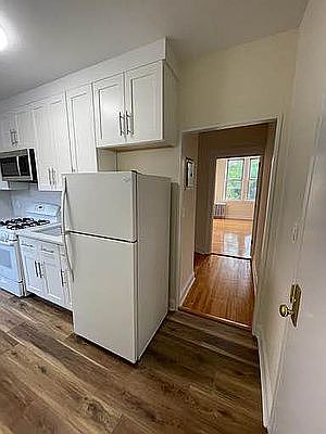 1st image of 2907 Ditmars Blvd #2F