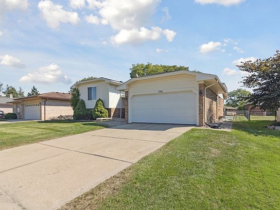 2nd image of 7744 Wheaton Dr