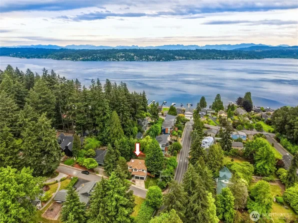 3328 168th Place SE, Bellevue, WA 98008