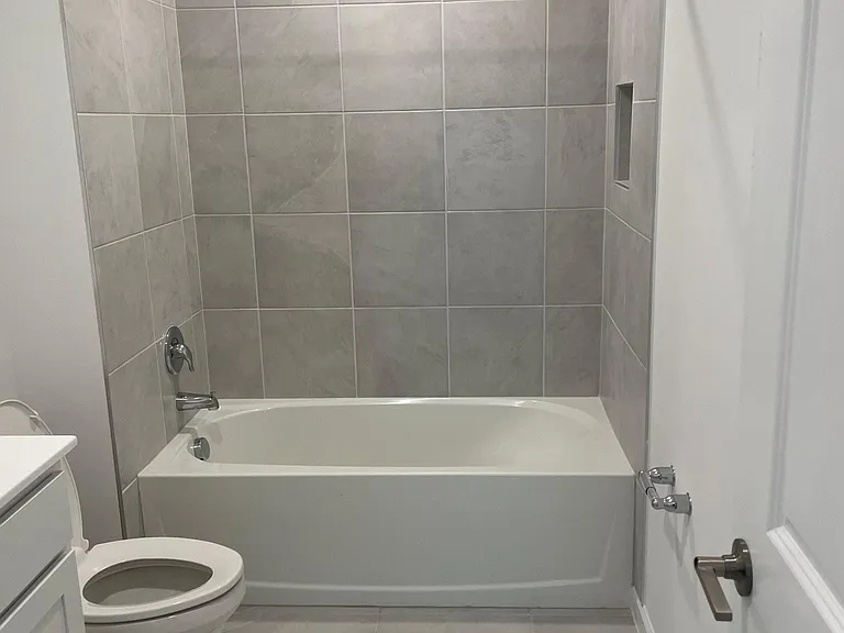 749 Worlington Ln — Photo 24