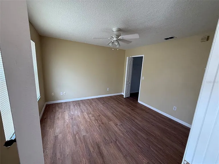 933 Whispering Cypress Ln — Photo 8