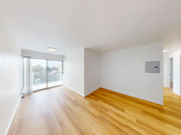 2627 Hillegass Avenue