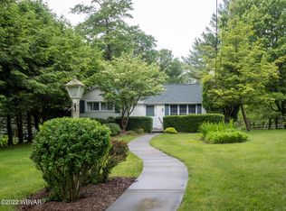 853 Laporte Ave, Eagles Mere, PA 17731