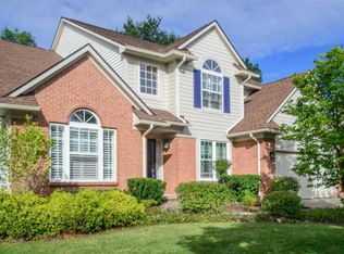 4878 S Ridgeside Cir, Ann Arbor, MI 48105