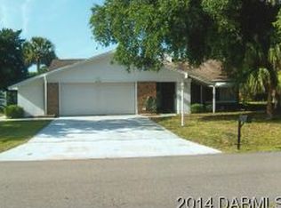 8 Casper Dr, Palm Coast, FL 32137