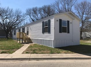 152 Delaware St, Edwardsville, KS 66113