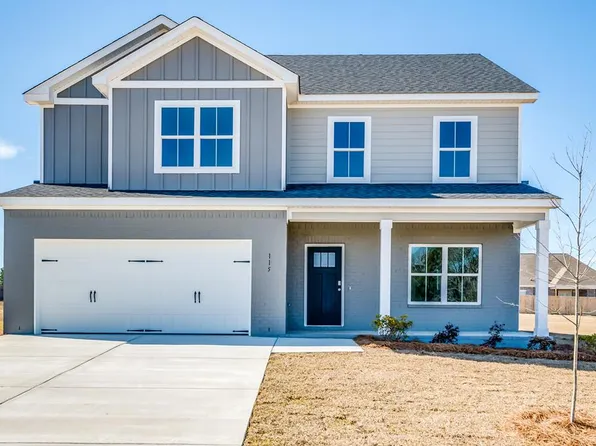 115 Creekridge St, Headland, AL 36345