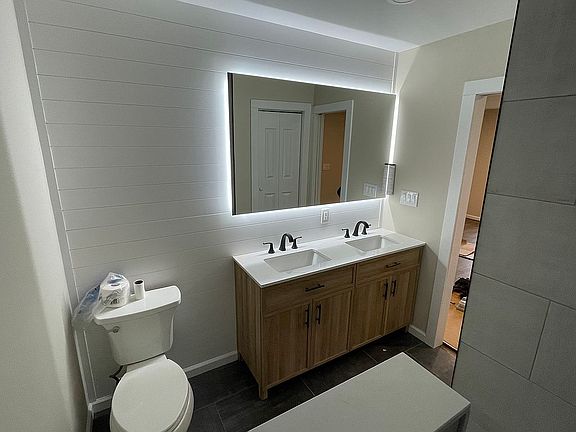 3rd image of 4 Brandywyne Dr #4