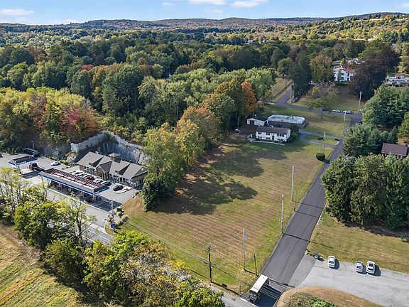 5th image of 7 Mount Rose Road