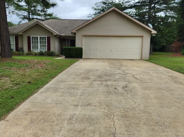 13844 Roanoke Dr, Cottondale, AL 35453