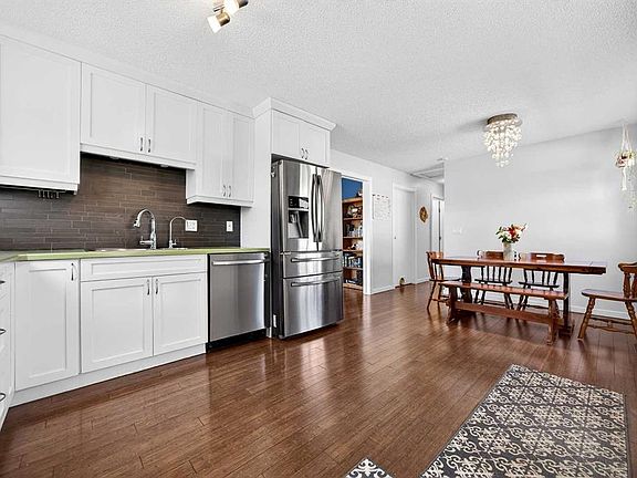 5th image of 52 E Dover Ridge Pl SE