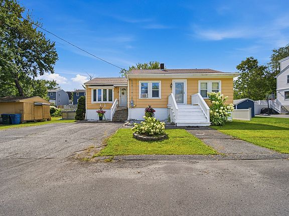 2nd image of 120 Leroy Ave