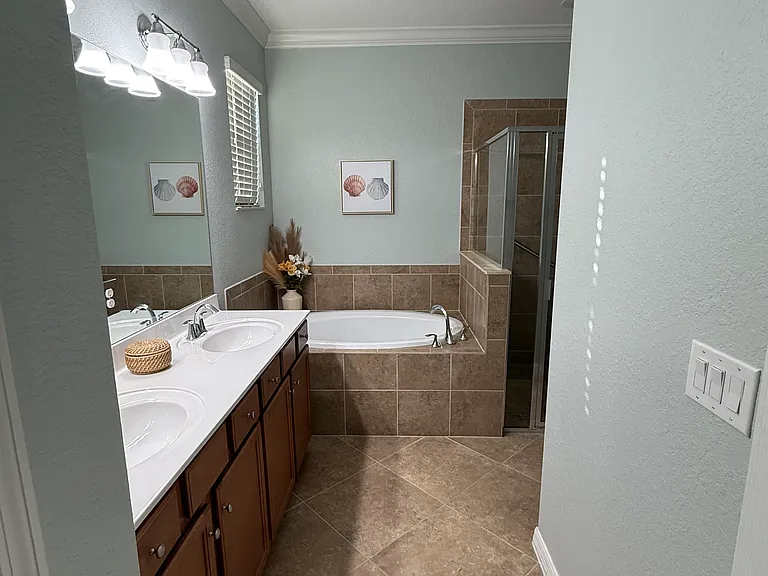12261 Canavese Ln — Photo 20