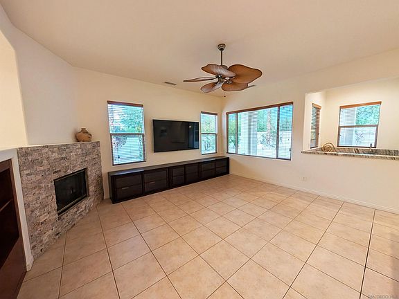 5th image of 102 Mission Lake Way