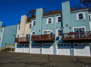 55 Mill Plain Rd UNIT 11-4, Danbury, CT 06811