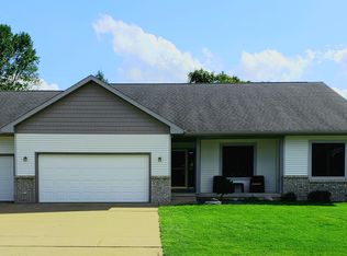 2000 Evenson Dr, Onalaska, WI 54650