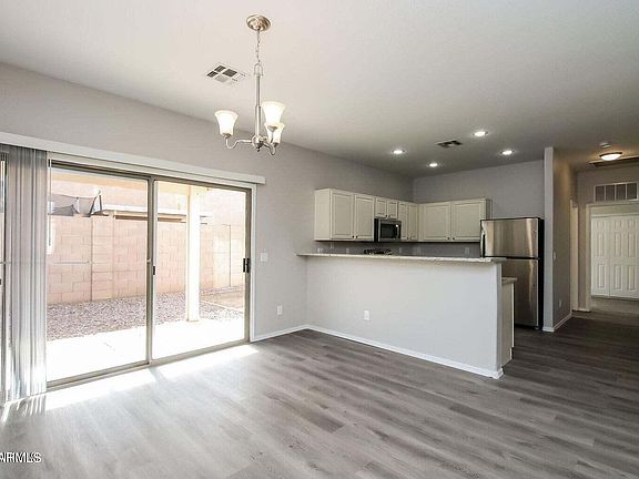 5th image of 2663 E Indian Wells Pl
