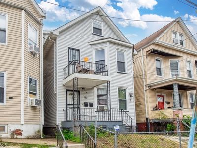 140 N 7th St, Paterson, NJ, 07522