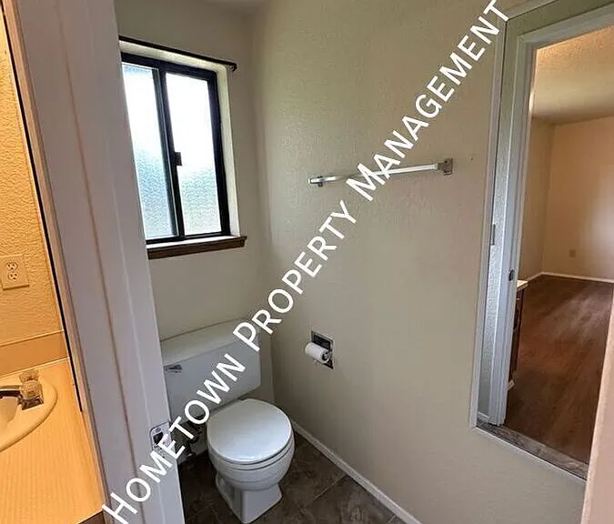 1617 Elizabeth St SE — Photo 13