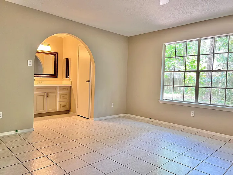 2107 W Lacey Oak Cir — Photo 28