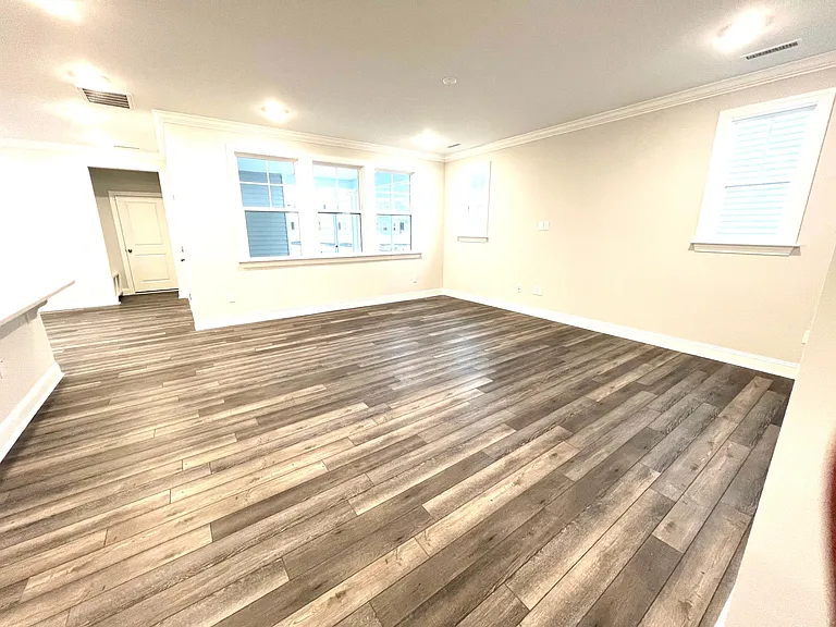 283 Edge Of Auburn Blvd — Photo 4