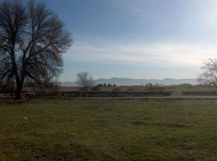 17672 Can Ada Rd, Nampa, ID 83687