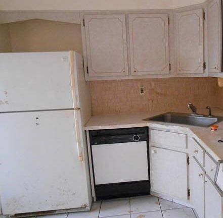 3rd image of 19001 NE 14th Ave APT 207