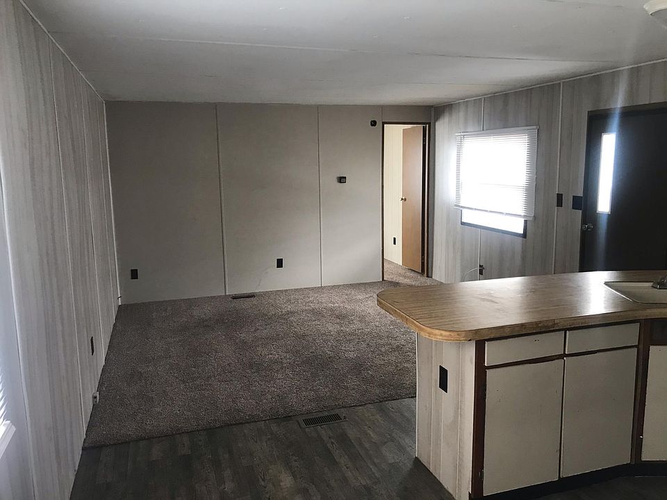 2nd image of 120 2nd St S Lot 57
