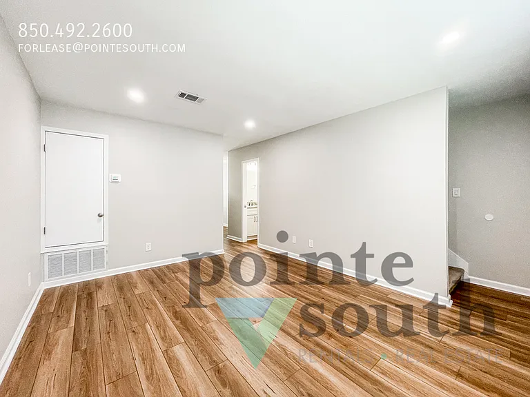 2106 Schwab Ct #B — Photo 4