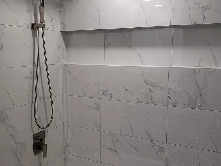 5460 White Oak Ave — Photo 24