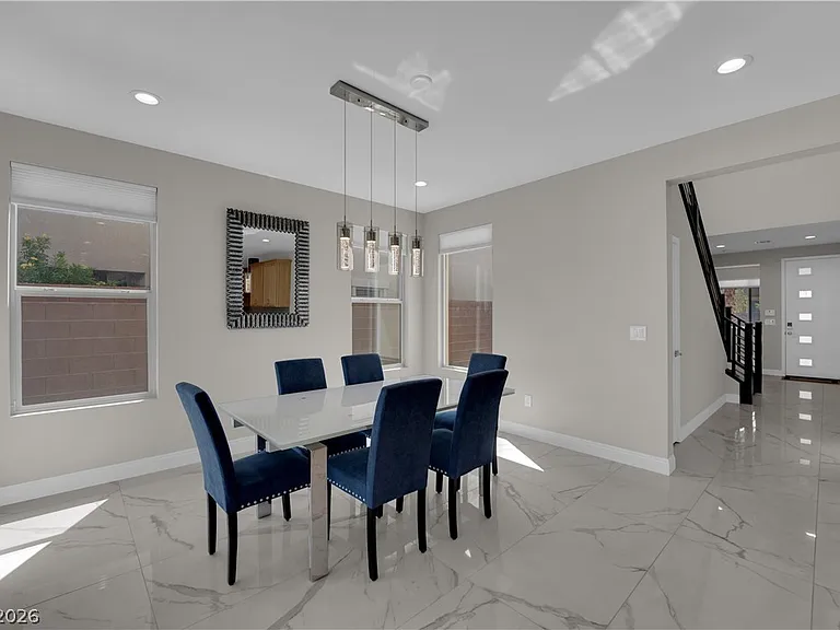 10254 Kesington Dr — Photo 8