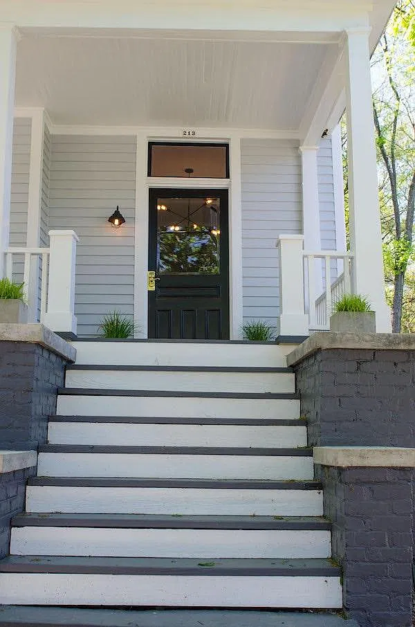 213 N Bloodworth St — Photo 1
