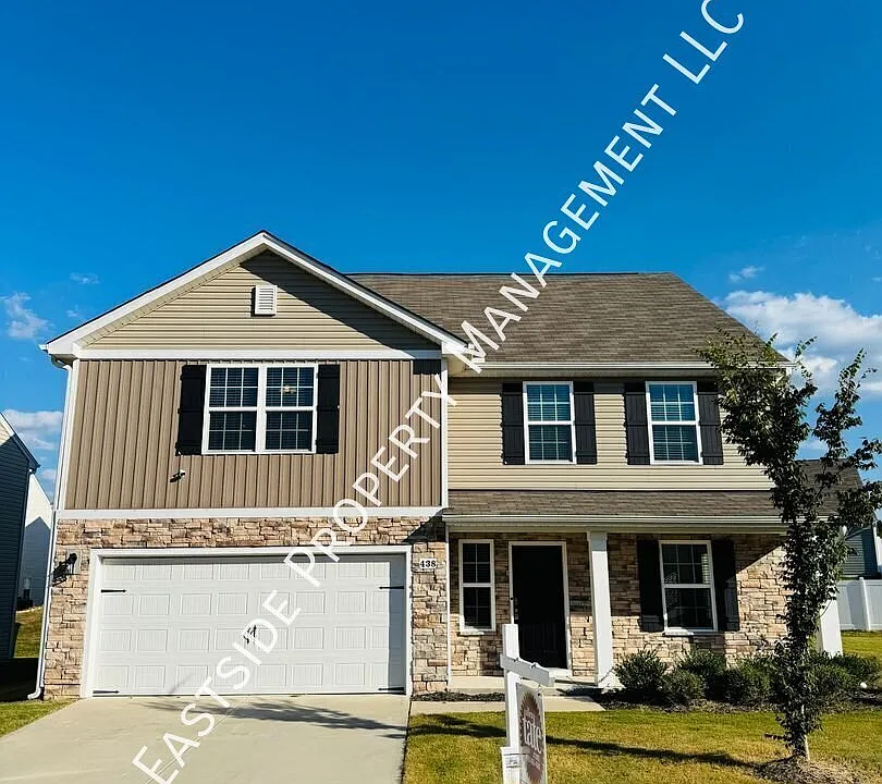 438 Turning Lake Dr