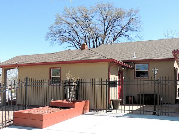 2nd image of 530 W Grant Ave